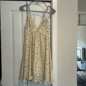 Cream floral sundress size: medium